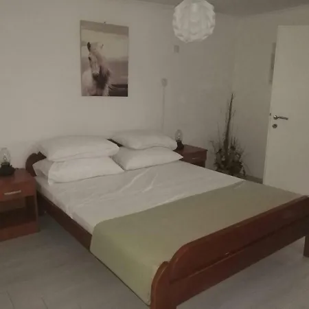 Matas Rogoznica (Sibenik-Knin)